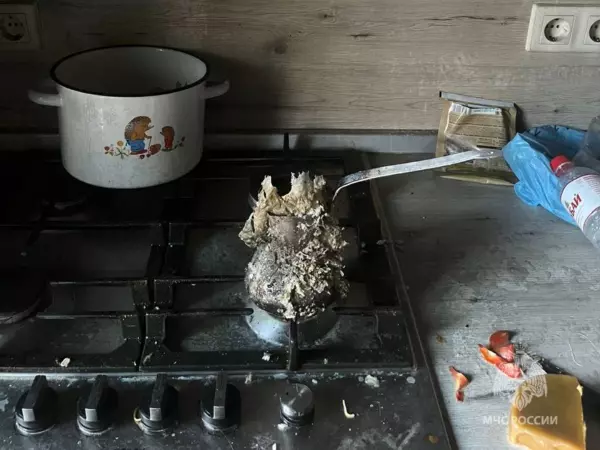 Фото к материалу: В Ростове пенсионерка едва не погибла при возгорании турки с кофе