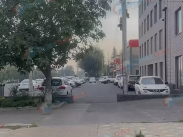 Фото к материалу: Западный район Ростова заволокла дымка из-за ландшафтного пожара