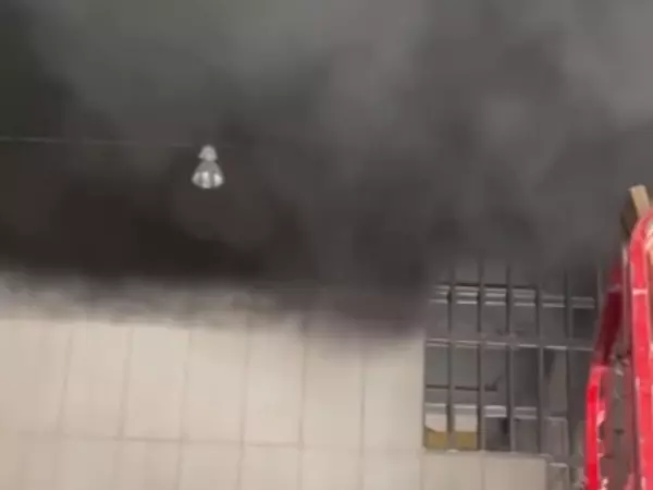 Фото к материалу: В Ростове пожару на Орской присвоен четвертый ранг сложности