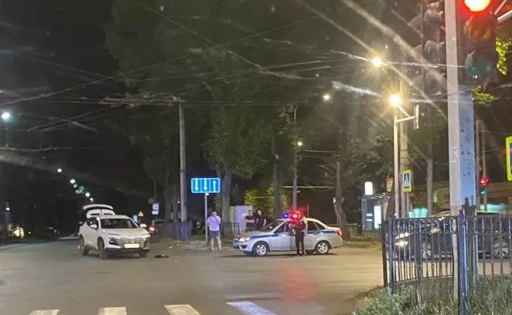 В Таганроге водитель легковушки сбил 20-летнего мотоциклиста