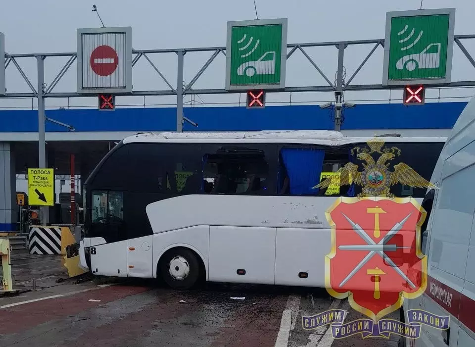 После ДТП с автобусом в Тульской области госпитализированы 35 человек