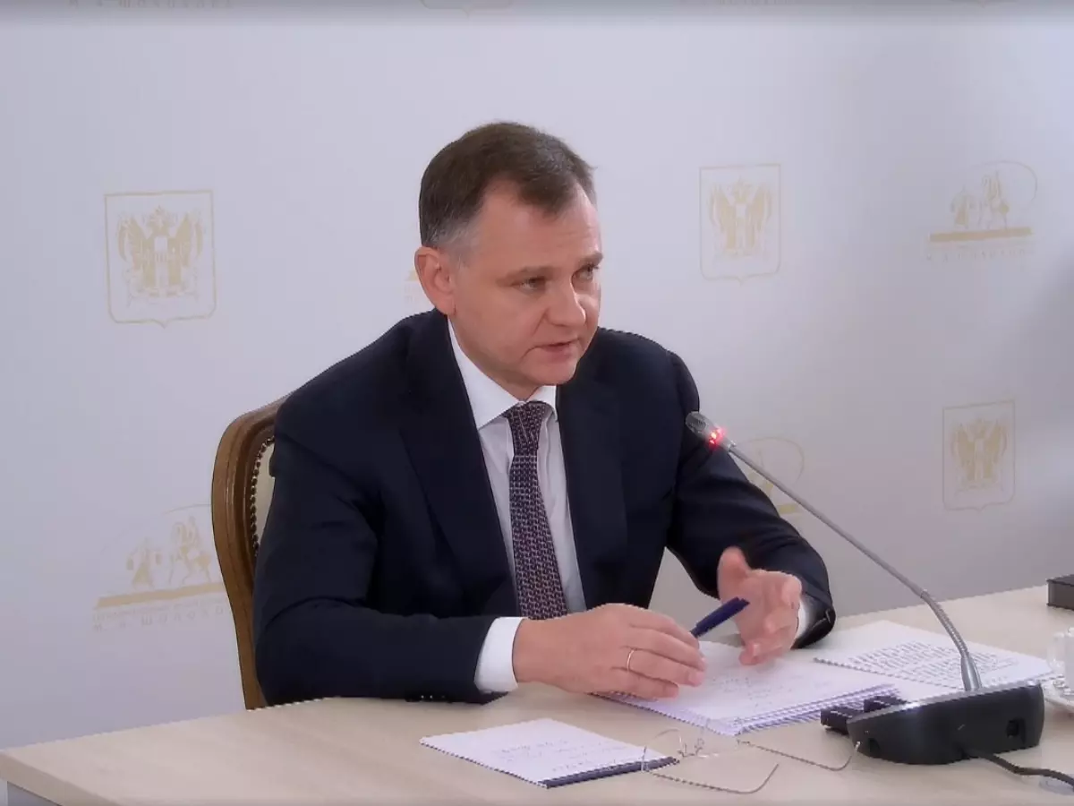 Юрий Слюсарь воздержался от резких высказываний по ситуации в парке «Дружба»