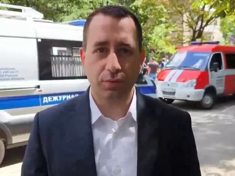 Глава администрации Октябрьского района города Ростова-на-Дону Месхи Бебури рассказал о работе ПВР