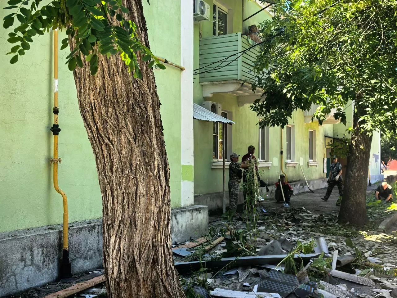 Жильцов дома в Азове, пострадавших от падения БПЛА, выселят до конца недели