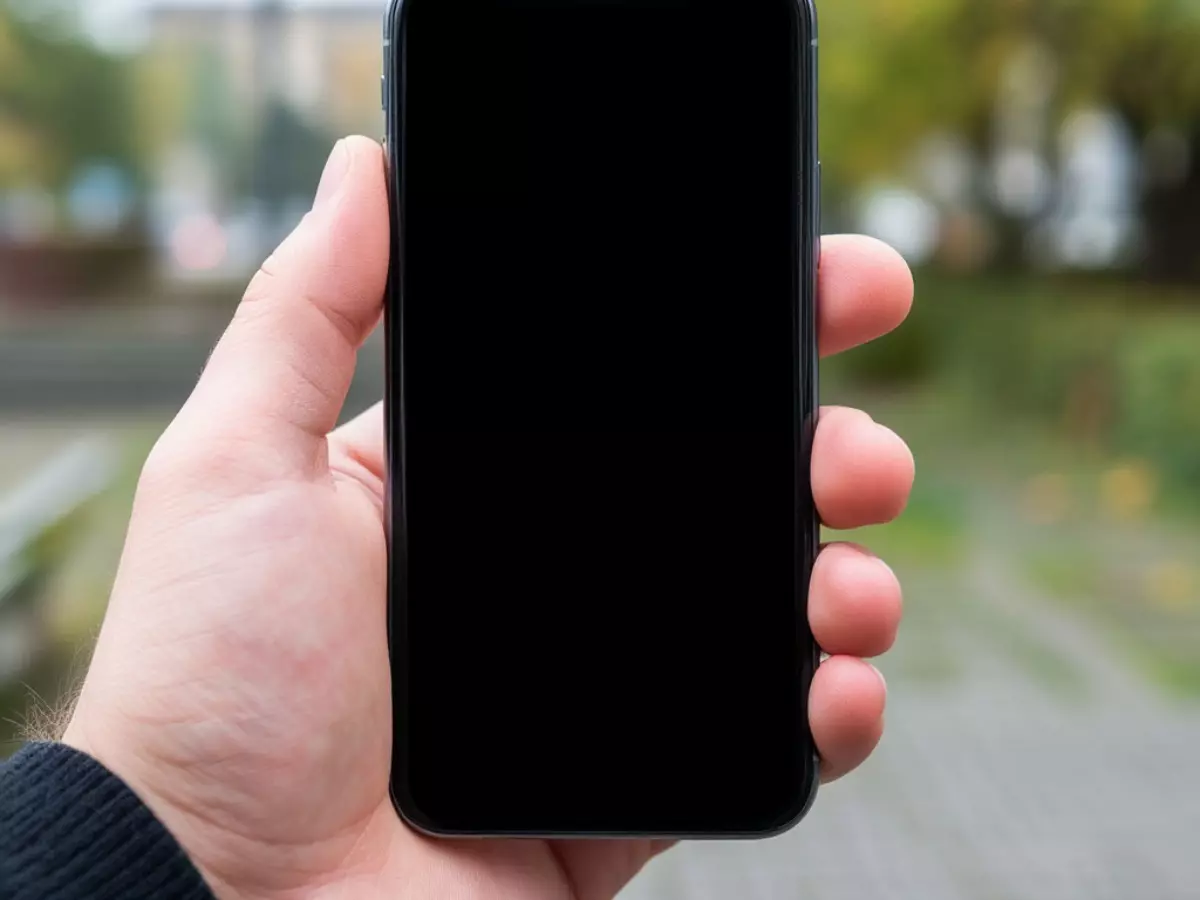 С сентября мессенджер MAX установят во всех новых смартфонах в России