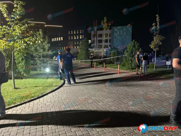 Фото к материалу: На территории ЖК «Левобережье» в Ростове куда прилетел БПЛА, наблюдаются перебои с мобильной сетью