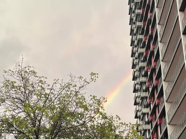Фото к материалу: Ростовчане делятся фотографиями двойной радуги: фоторепортаж
