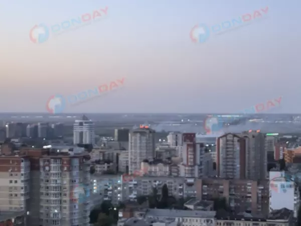 Фото к материалу: Пожар на Левом берегу Ростова продолжался всю ночь