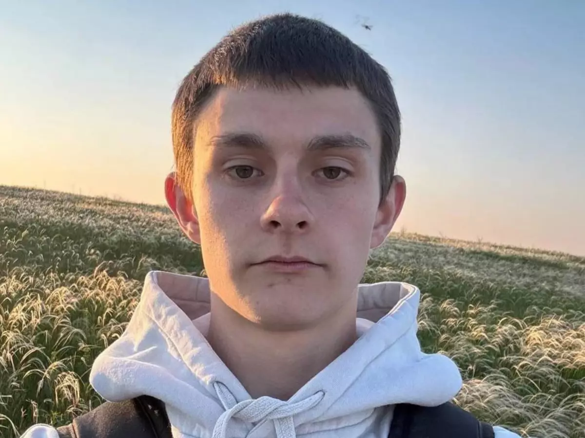 В реанимации умер 19-летний водитель разорвавшегося авто на трассе в Ростовской области