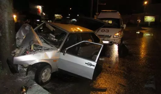 В Ростовской области в ДТП с «Лексусом» пострадал водитель «ВАЗа»