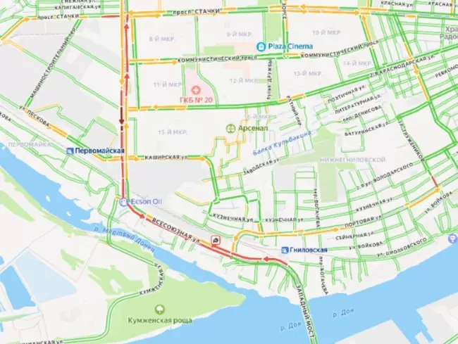 В Ростове на Всесоюзной образовалась пробка на три километра из-за ДТП