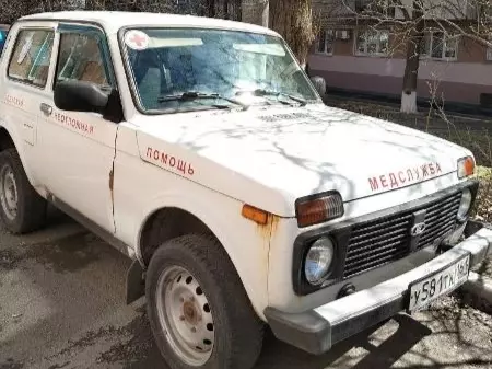Служебные автомобили детской поликлиники Ростова выставили на торги за «копейки»