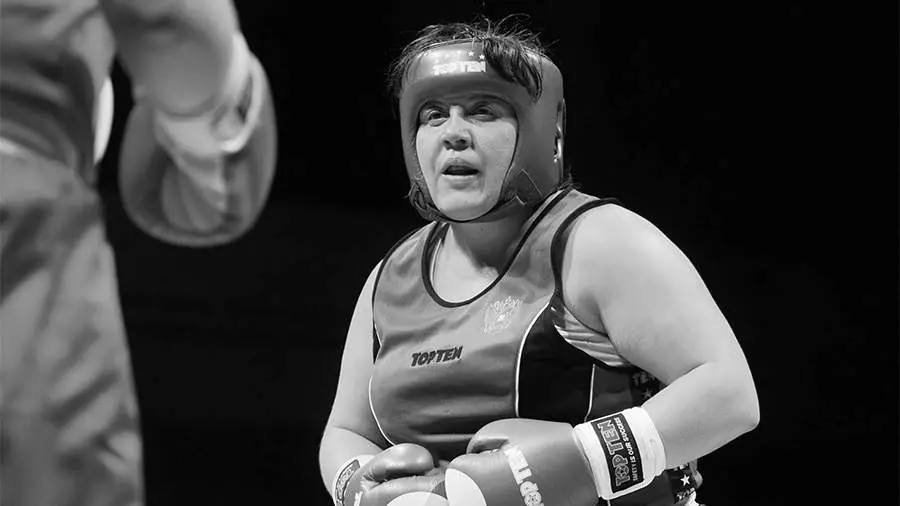 При неизвестных обстоятельствах умерла чемпионка мира по боксу Ирина Синецкая