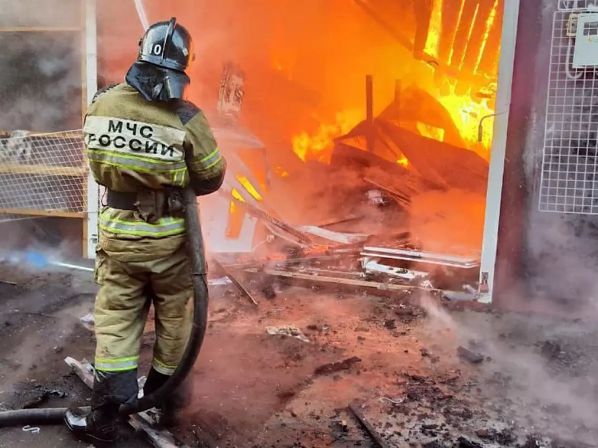 В Ростовской области за сутки были ликвидированы 13 пожаров