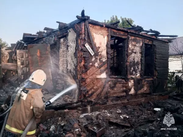 Фото к материалу: В Ростовской области после пожара в частном доме нашли тело 49-летнего мужчины