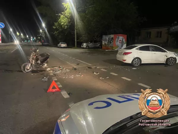 Фото к материалу: В Ростове на Портовой в ДТП с внедорожником пострадал 27-летний мотоциклист