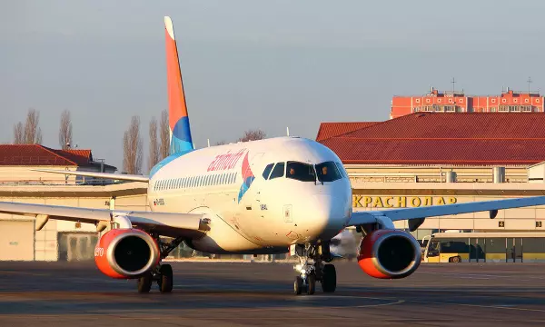 Фото к материалу: Авиакомпания "Азимут" возобновит полеты из Краснодара после трехлетнего перерыва
