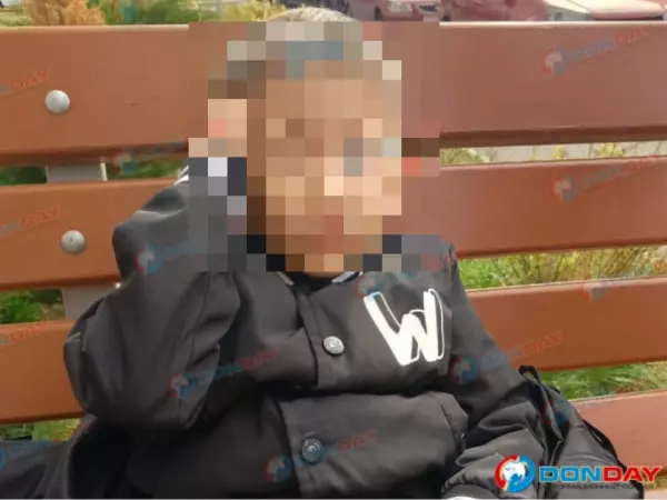 Фото к материалу: Ростовчанку, оставившую 3-летнего ребенка на улице, привлекли к ответственности