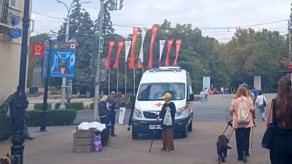 Фото к материалу: В Ростове на Большой Садовой на лавочке нашли труп мужчины