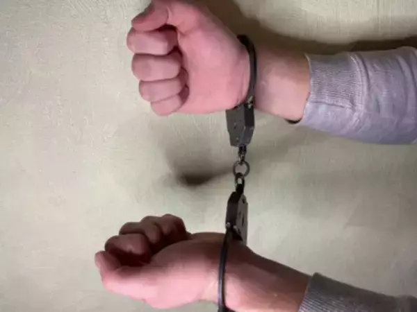 Фото к материалу: В Ростовской области полицейский обвиняется в получении взятки в 1 млн рублей