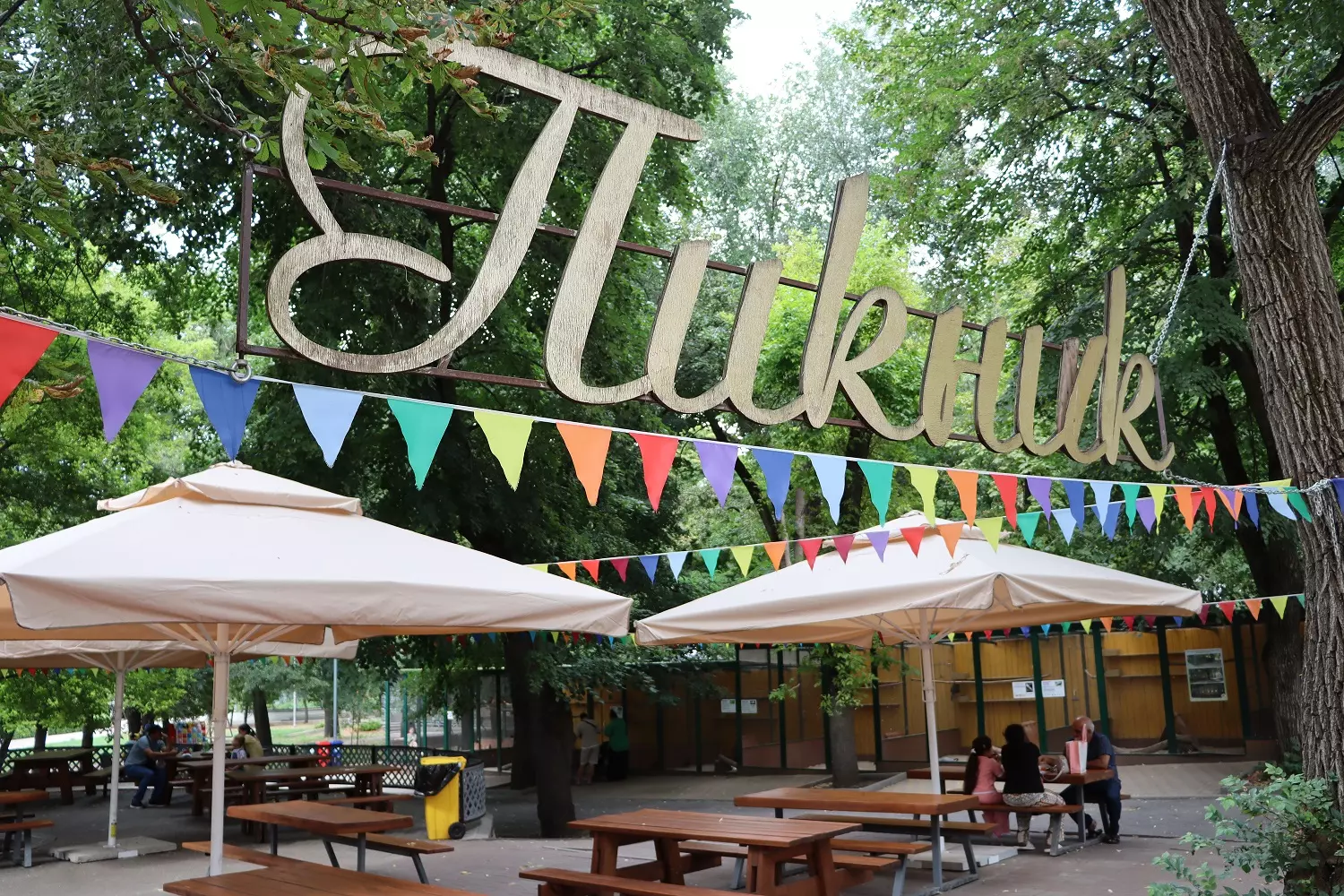 Живая связь: «Ростелеком» увеличил зону бесплатного Wi-Fi в Ростовском зоопарке