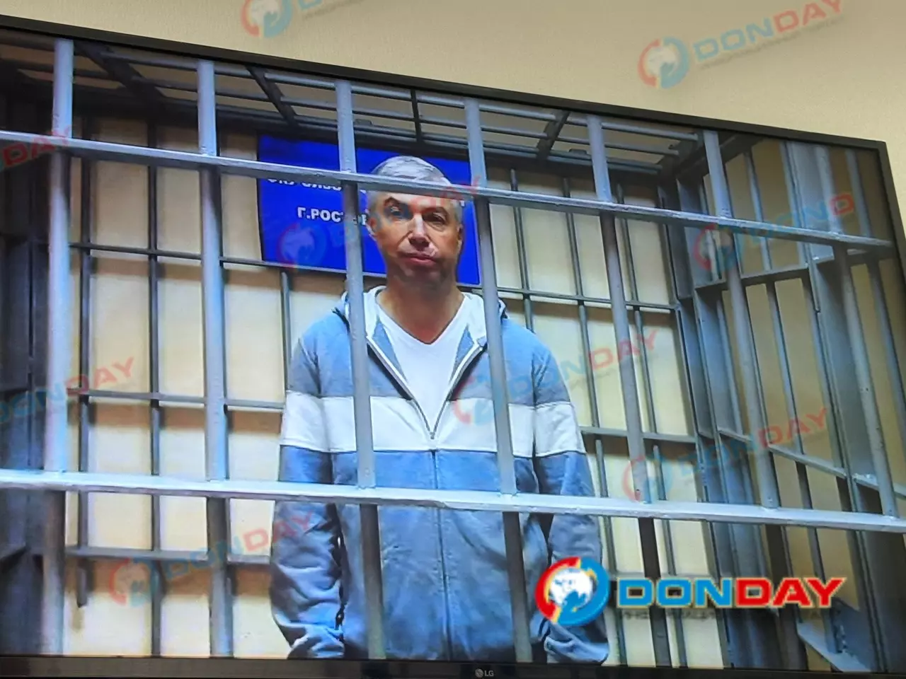 Экс-главе Ростова Алексею Логвиненко не удалось выйти из СИЗО