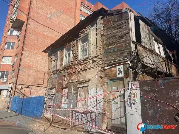 В Ростова предложили ужесточить контроль за незарегистрированными постройками 