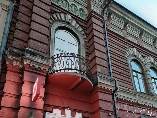 В историческом центре Ростова на продажу выставили особняк за 220 млн рублей