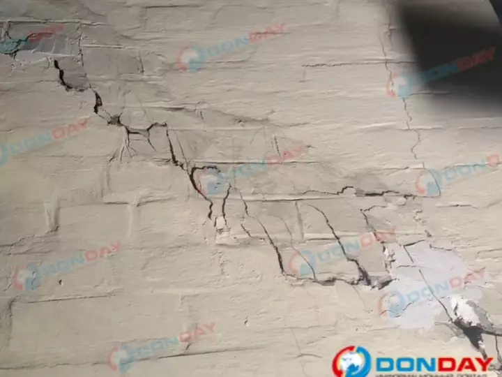 Трещина в стене дома на Ивановского в Ростове уже была