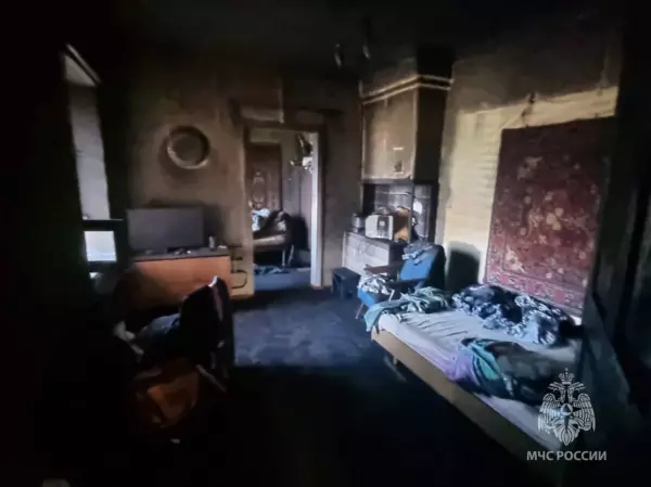 В Шахтах пенсионер задохнулся едким дымом в жутком пожаре  Фото к материалу: В Шахтах пенсионер задохнулся едким дымом в жутком пожаре