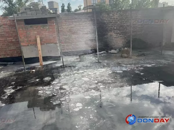 Фото к материалу: В Ростове горела стройка в жилом комплексе на Текучева