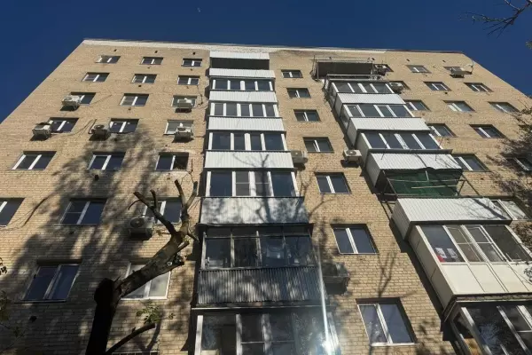 Фото к материалу: В Ростове после атаки БПЛА восстановили многоэтажку на Лермонтовской