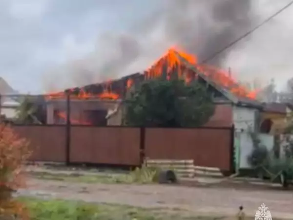 Фото к материалу: В Ростовской области из-за неисправного удлинителя сгорел частный дом