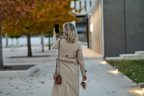 Россияне оценили смартфоны цвета тыквы Фото к материалу: Россияне оценили смартфоны цвета тыквы