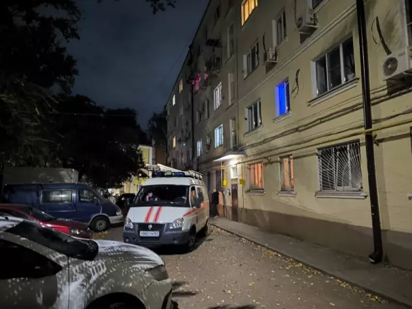 Фото к материалу: В Ростове зафиксировали сквозную трещину в жилом доме на улице Ивановского
