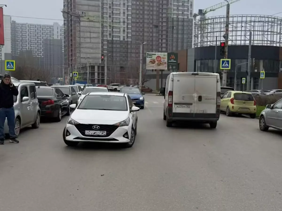 В Ростове водитель иномарки сбил семилетнюю девочку