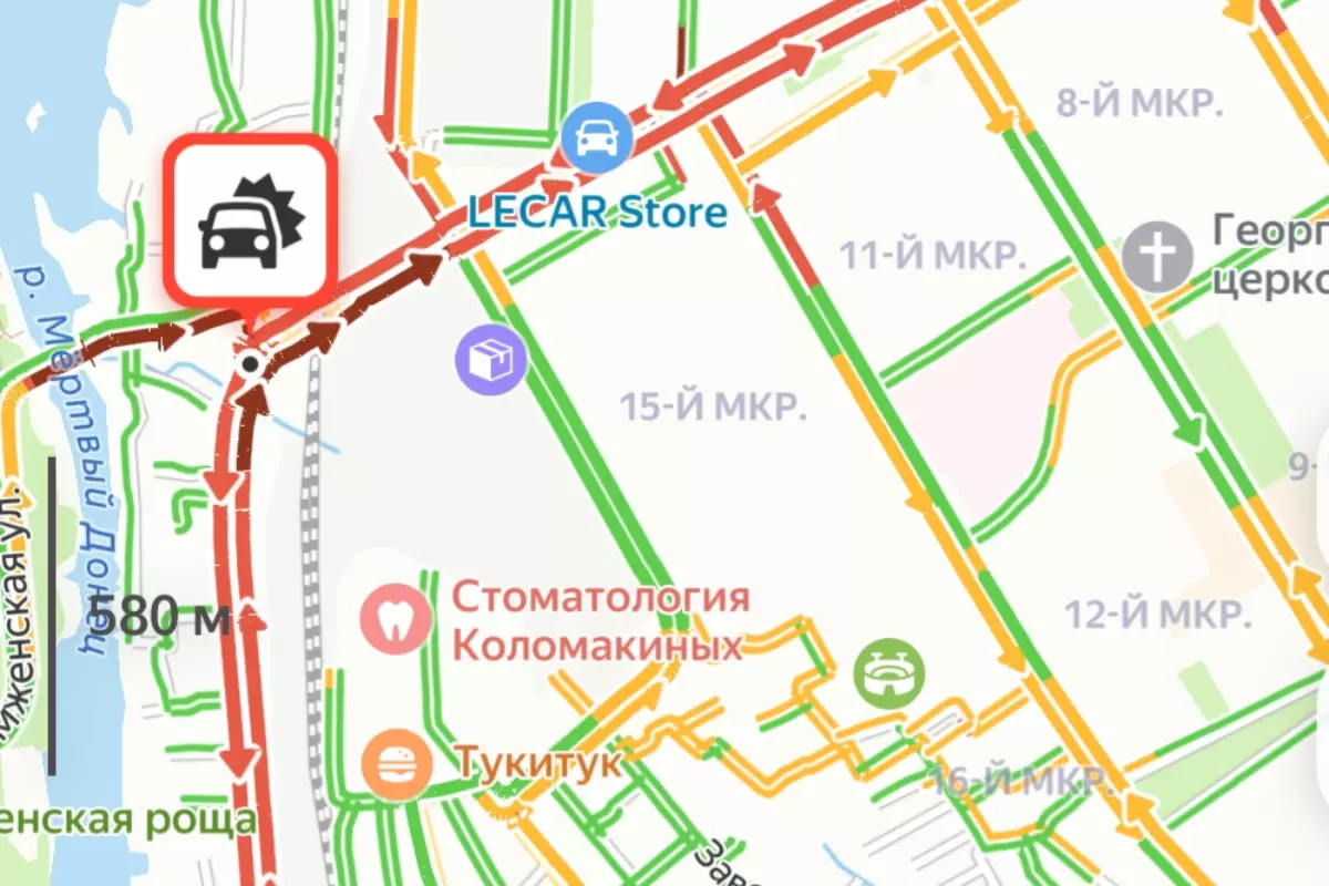 В Ростове пробка в два километра образовалась на Малиновского