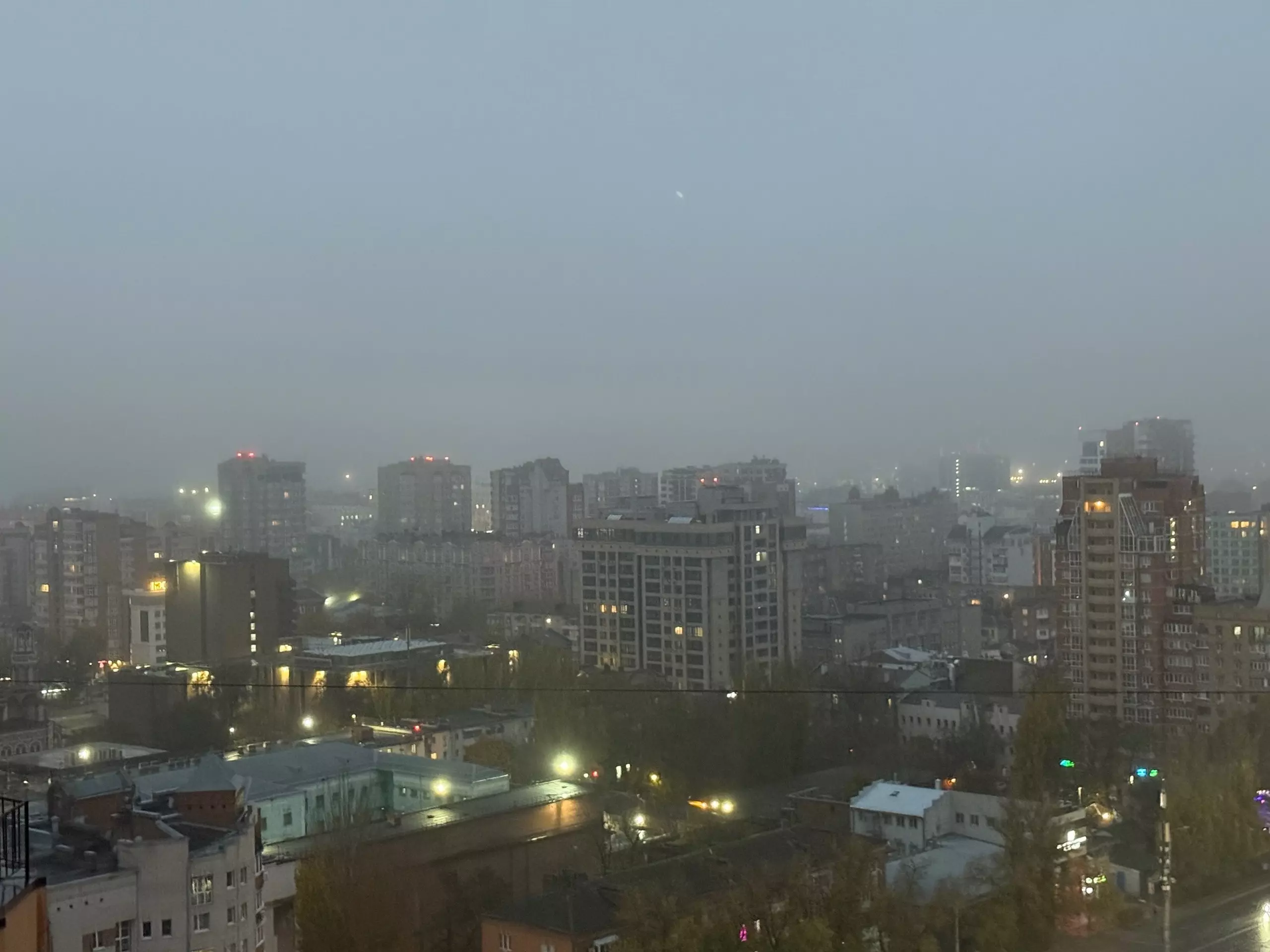 Туман окутал улицы Ростова утром 10 ноября