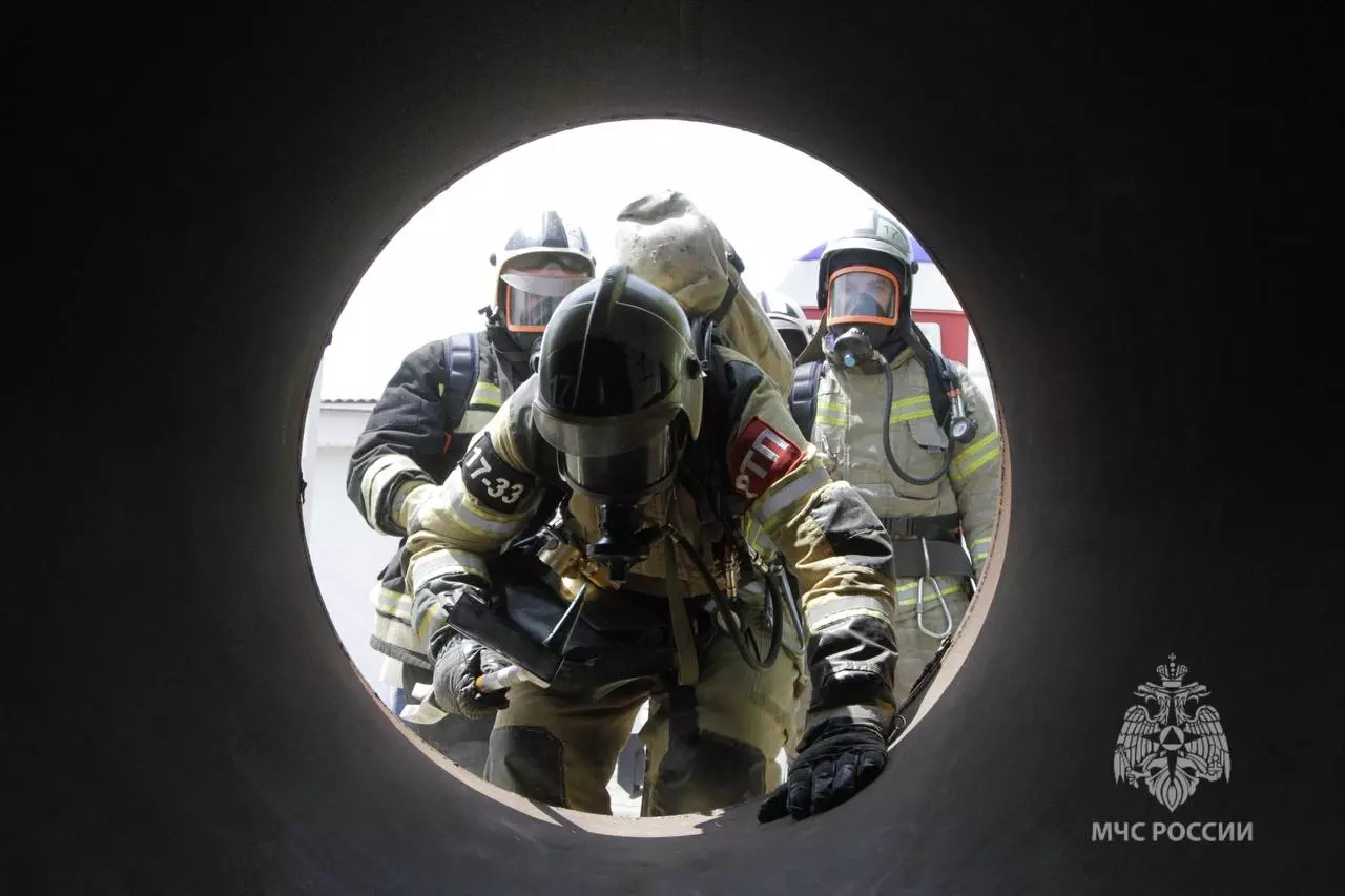 В Ростовской области за сутки спасатели потушили три техногенных пожара