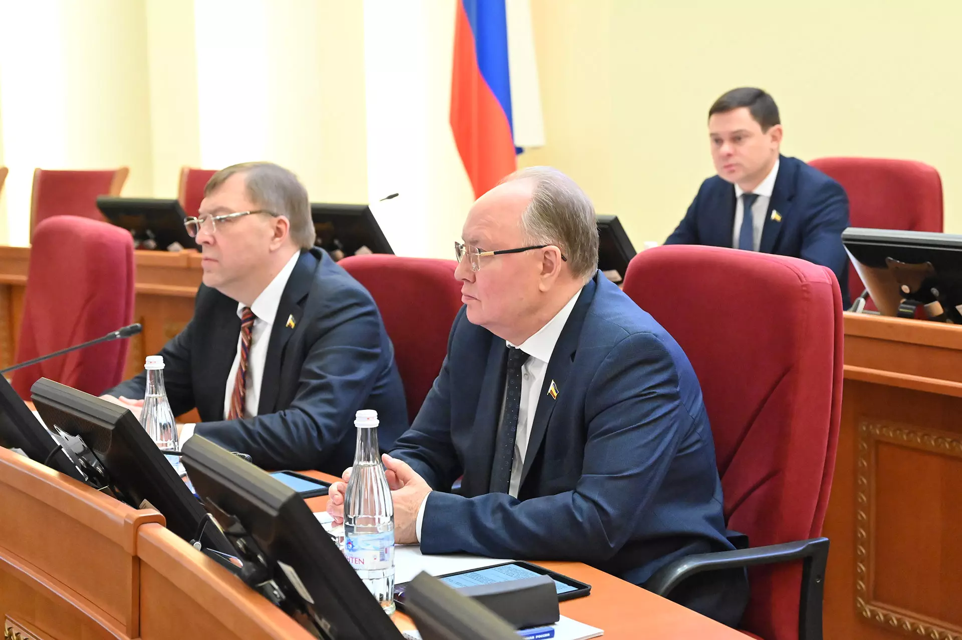 Депутаты Ростовской области приняли в первом чтении проект областного бюджета на следующие три года