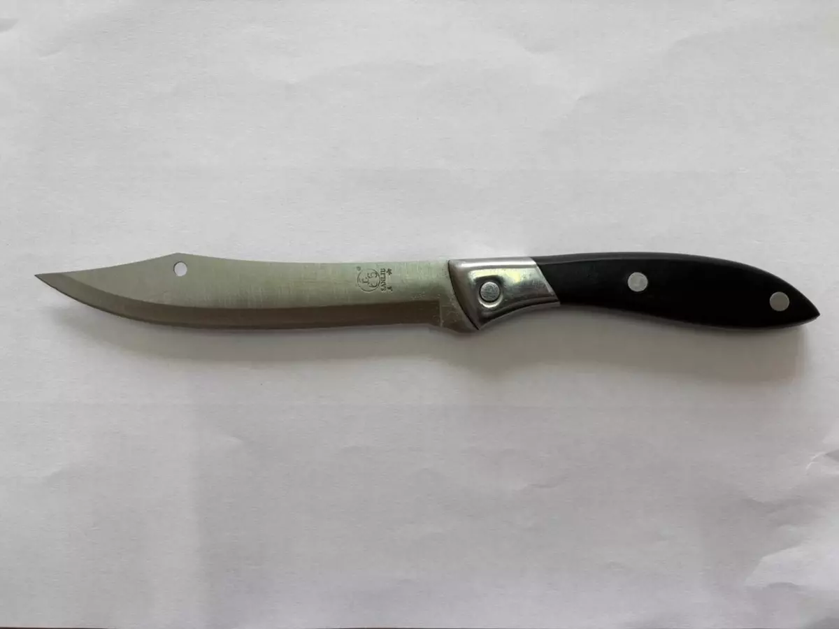 В Ростовской области женщина чуть не зарезала своего знакомого