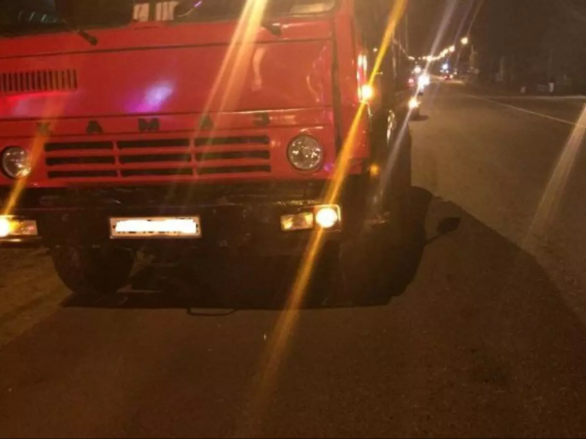 В Ростовской области «КамАЗ» сбил пешехода