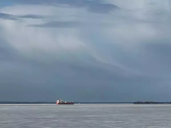 Два судна столкнулись в акватории реки Дон в Ростовской области