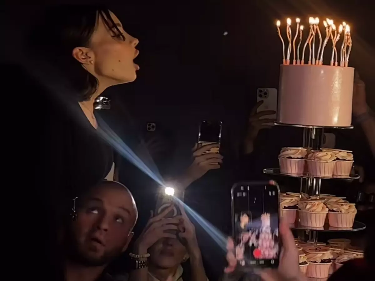 День Рождения Вали Карнавал посетили самые известные звезды шоу-бизнеса