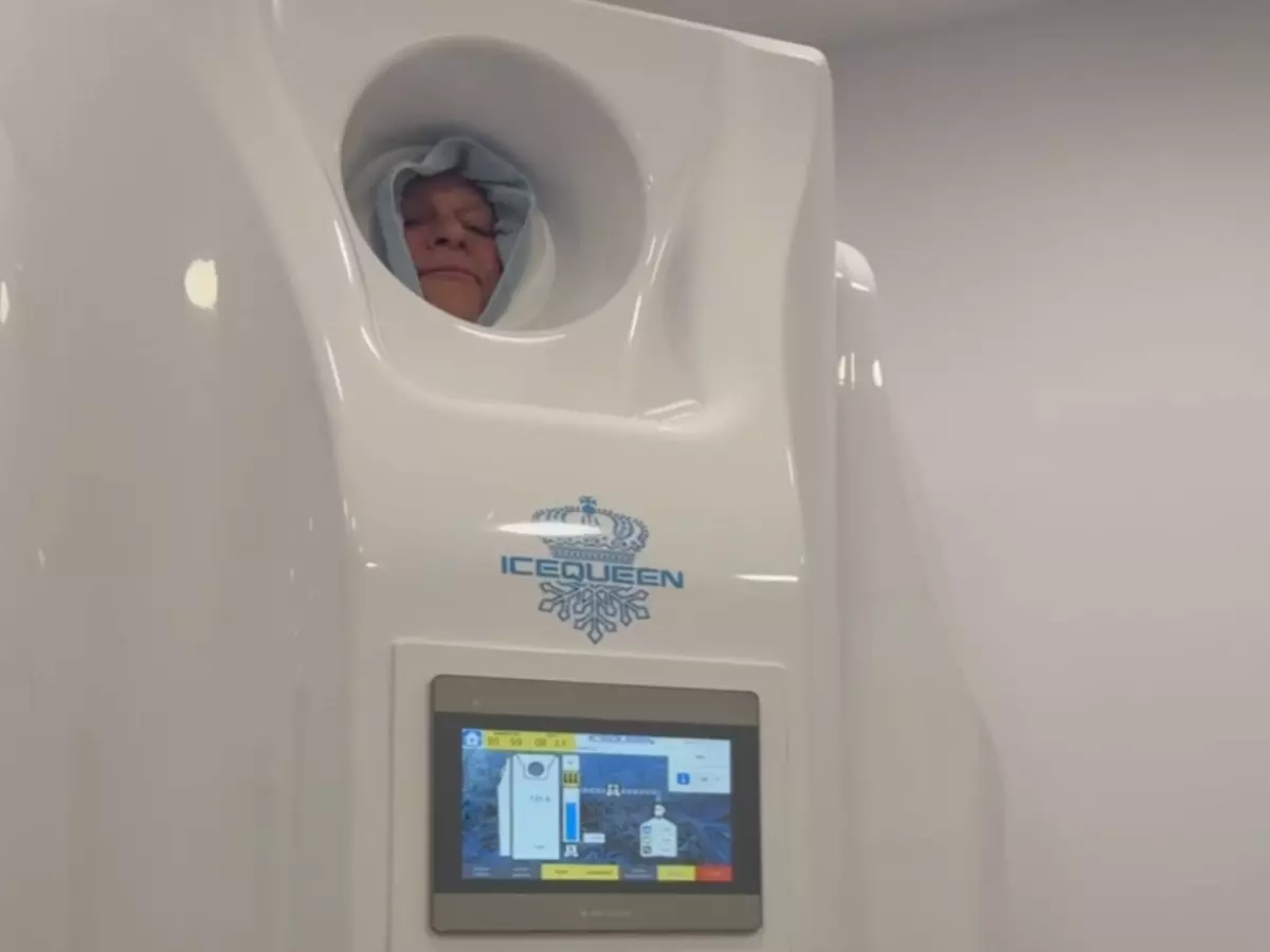 Сергея Жигунова посадили в криокамеру при температуре  – 130 градусов