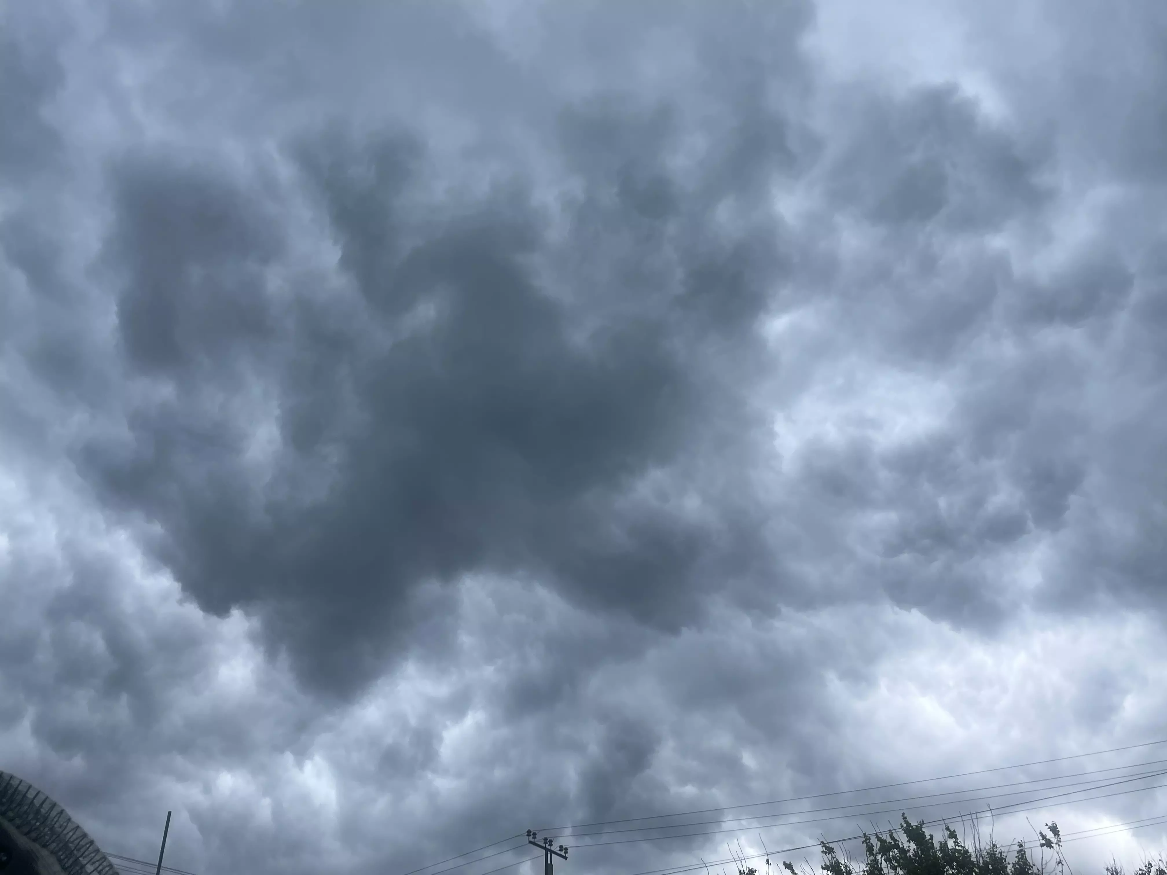 Беспилотную опасность объявили ночью 13 ноября в Ростовской области