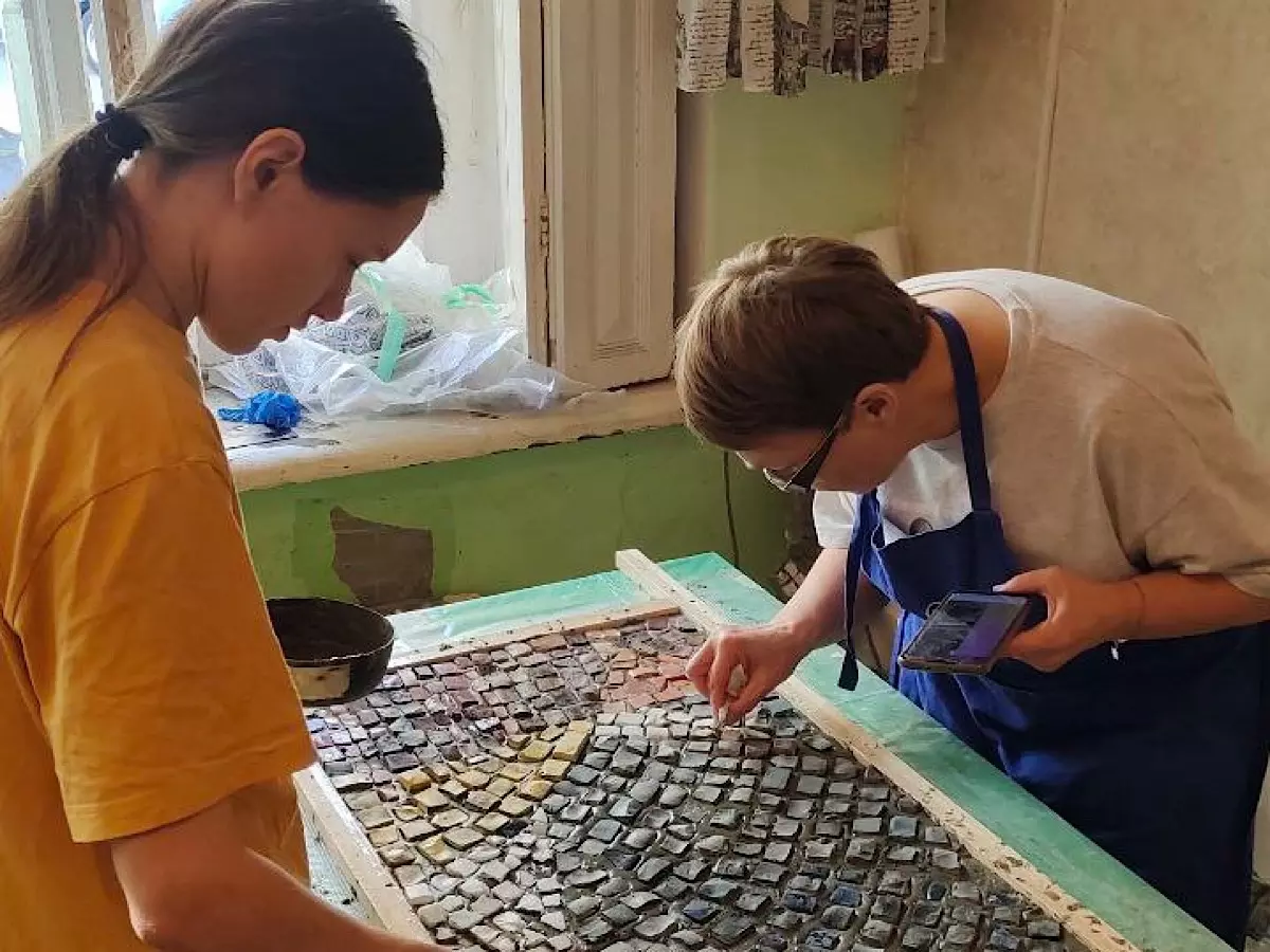 Реставрация мозаичного панно ресторана «Балканы» близится к завершению