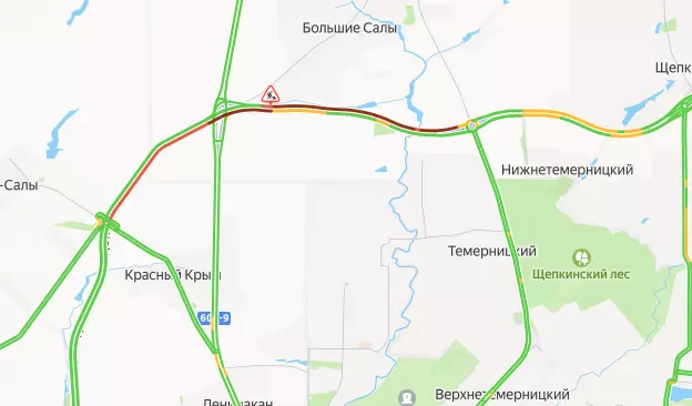 Гигантская пробка сковала движение на  Северном обходе Ростова