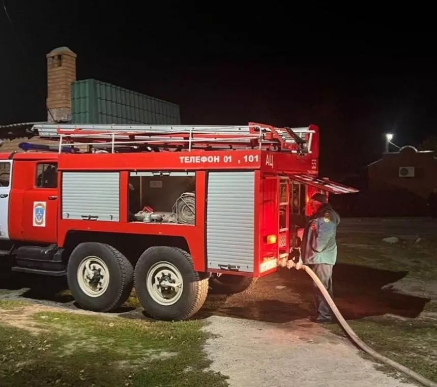 На подворье церкви Сретения Господня в Ростове произошел пожар