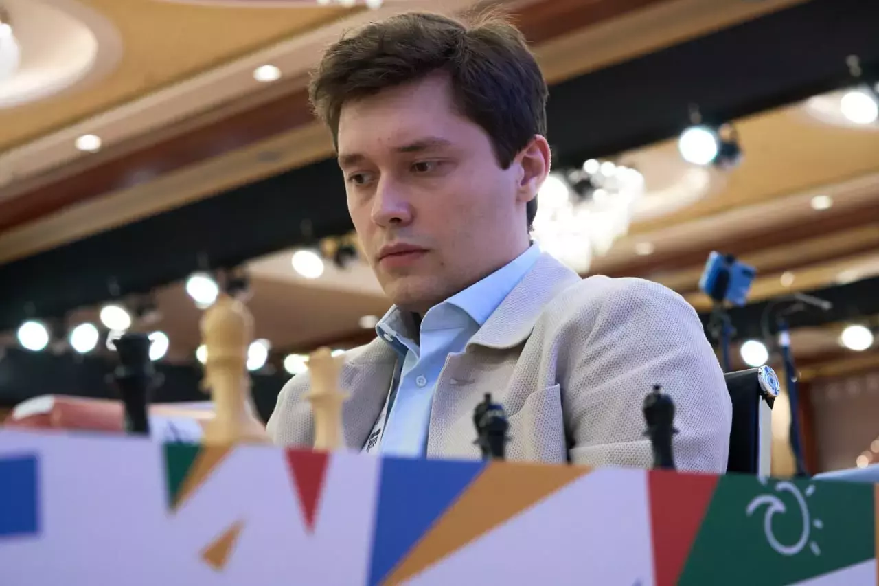 Донской шахматист Андрей Есипенко выиграл первую партию за бронзу Кубка мира